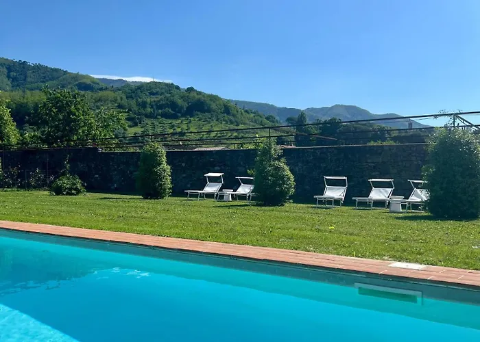 La Chiusa Monticelli Лукка