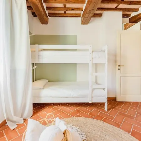 La Chiusa Monticelli Apartamento *